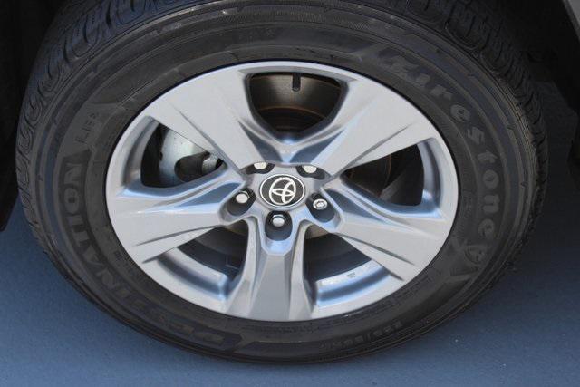 Photo of 2022 Silver Sky Metallic Toyota RAV4 Hybrid