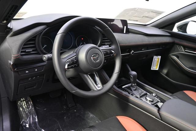 Photo of 2025 Zircon Sand Metallic Mazda Mazda3