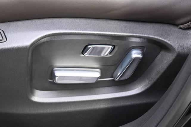 Photo of 2025 Jet Black Mazda CX-5