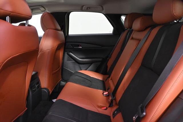 Photo of 2025 Zircon Sand Metallic Mazda CX-30
