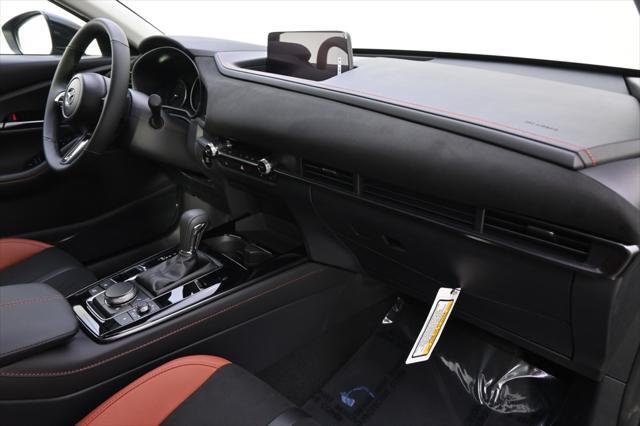 Photo of 2025 Zircon Sand Metallic Mazda CX-30