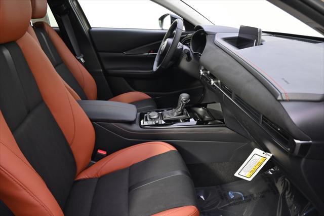 Photo of 2025 Zircon Sand Metallic Mazda CX-30