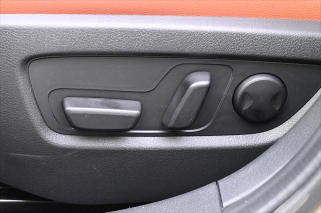 Photo of 2025 Zircon Sand Metallic Mazda CX-30