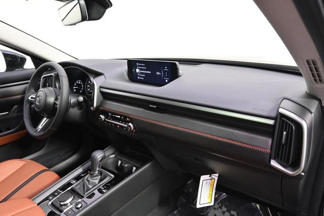 Photo of 2025 Zircon Mazda CX-50