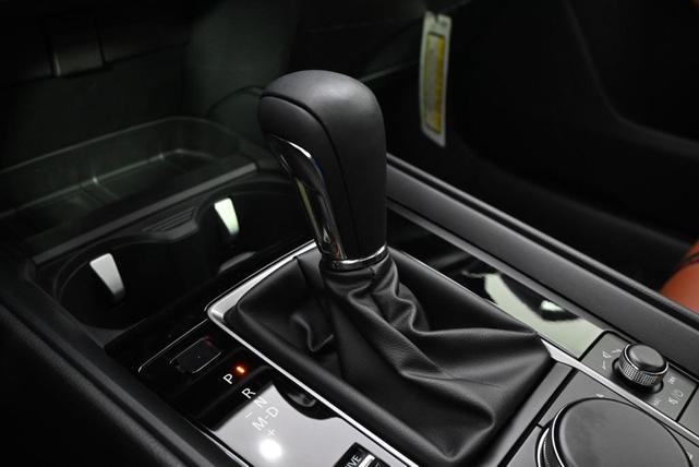 Photo of 2025 Zircon Mazda CX-50