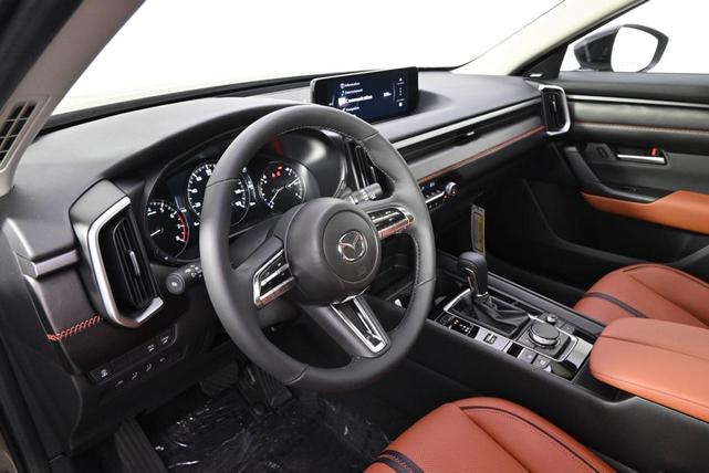 Photo of 2025 Zircon Mazda CX-50
