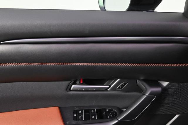 Photo of 2025 Zircon Mazda CX-50