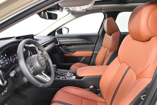 Photo of 2025 Zircon Mazda CX-50
