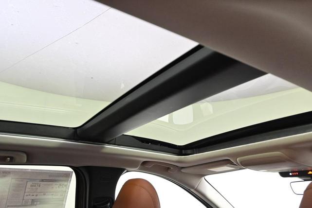 Photo of 2025 Zircon Mazda CX-50