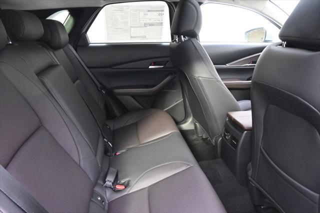 Photo of 2025 Gray Mazda CX-30