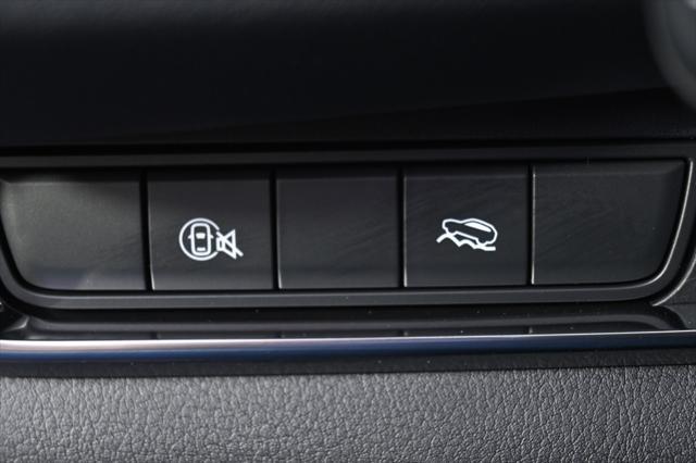 Photo of 2025 Gray Mazda CX-30
