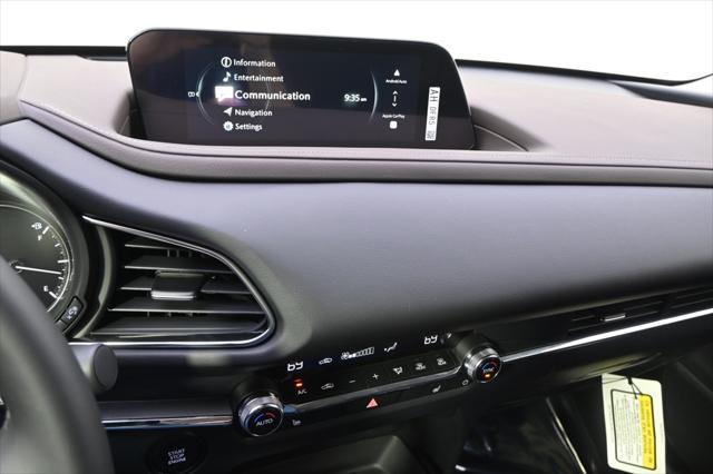 Photo of 2025 Gray Mazda CX-30