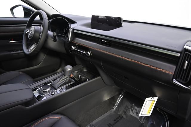 Photo of 2025 Gray Mazda CX-5