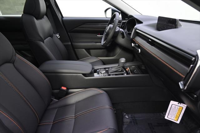 Photo of 2025 Gray Mazda CX-5