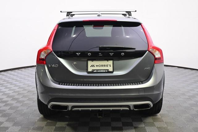 Photo of 2016 Osmium Grey Metallic Volvo V60 Cross Country