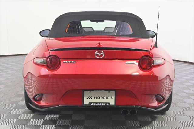 Photo of 2017 Soul Red Metallic Mazda MX-5 Miata