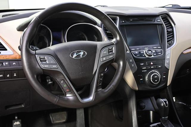 Photo of 2013 Frost White Pearl Hyundai SANTA FE