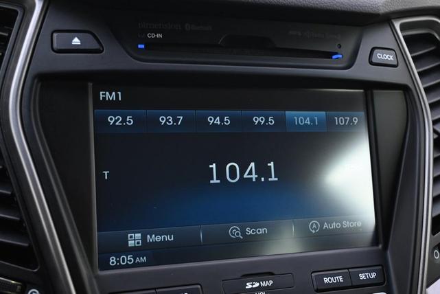 Photo of 2013 Frost White Pearl Hyundai SANTA FE