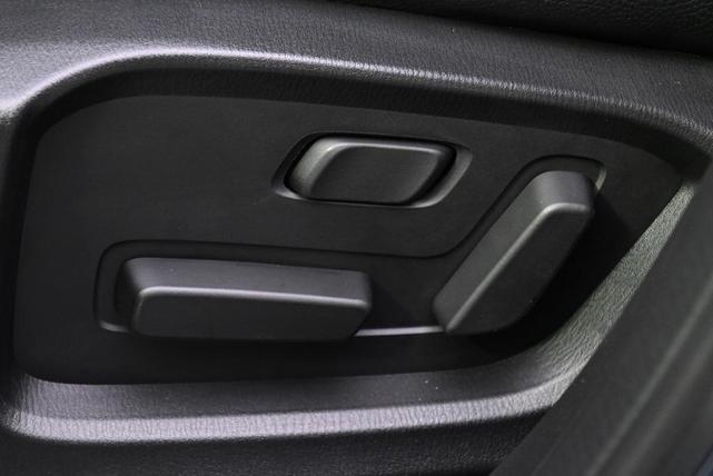 Photo of 2025 Gray Metallic Mazda CX-5