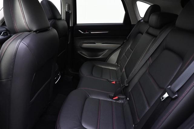 Photo of 2025 Gray Metallic Mazda CX-5