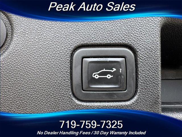 Photo of 2020 Pacific Blue Metallic Chevrolet Equinox