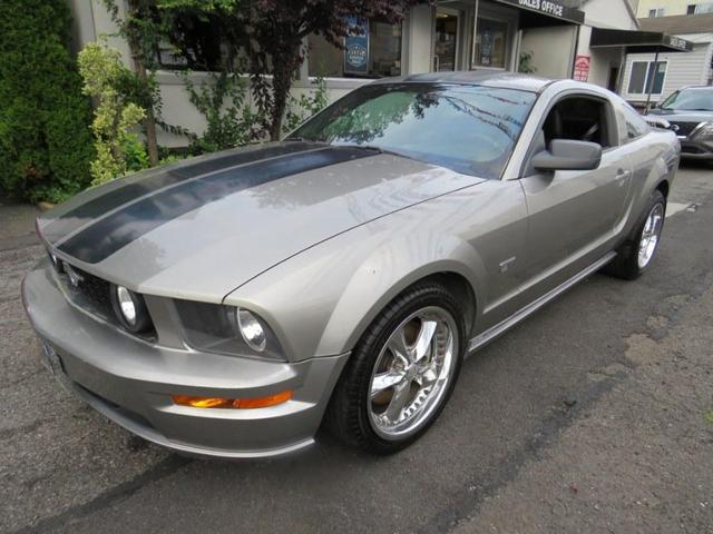 Photo of 2008 Vapor Metallic Ford Mustang