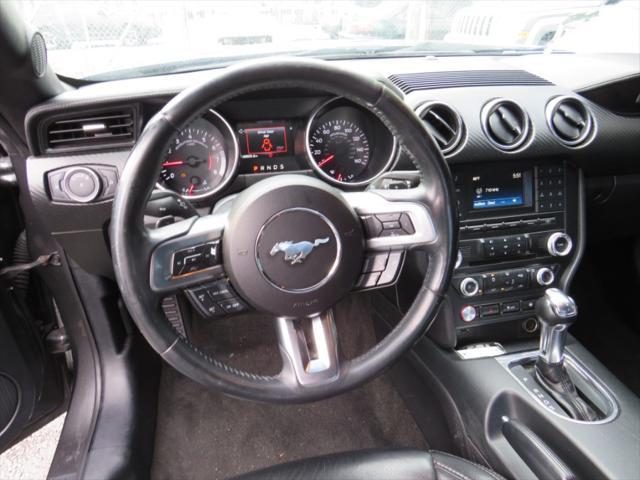 Photo of 2018 Magnetic Metallic Ford Mustang