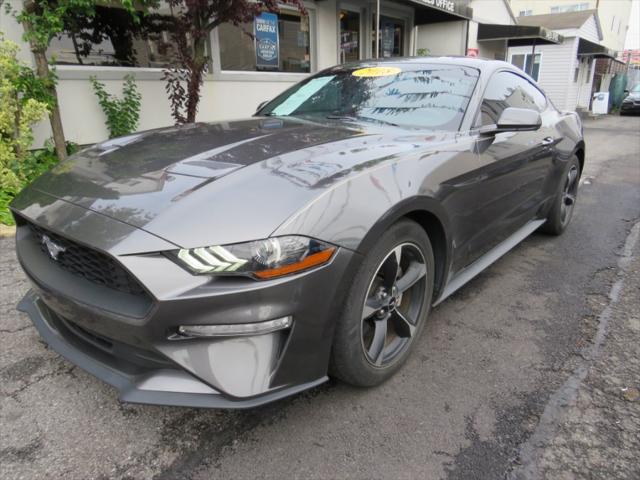 Photo of 2018 Magnetic Metallic Ford Mustang