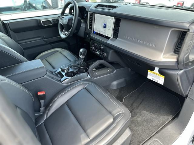 Photo of 2025 Oxford White Ford Bronco