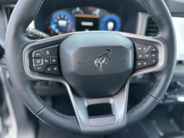 Photo of 2025 Oxford White Ford Bronco