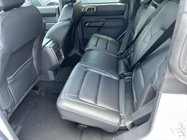 Photo of 2025 Oxford White Ford Bronco