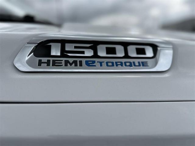 Photo of 2023 Bright White Clearcoat RAM 1500