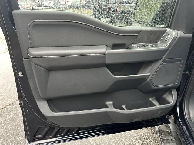 Photo of 2025 Antimatter Blue Metallic Ford F-150