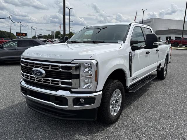 Photo of 2024 OXFORD WHITE Ford F-250