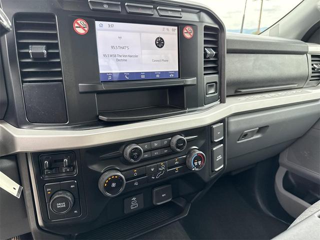 Photo of 2024 OXFORD WHITE Ford F-250