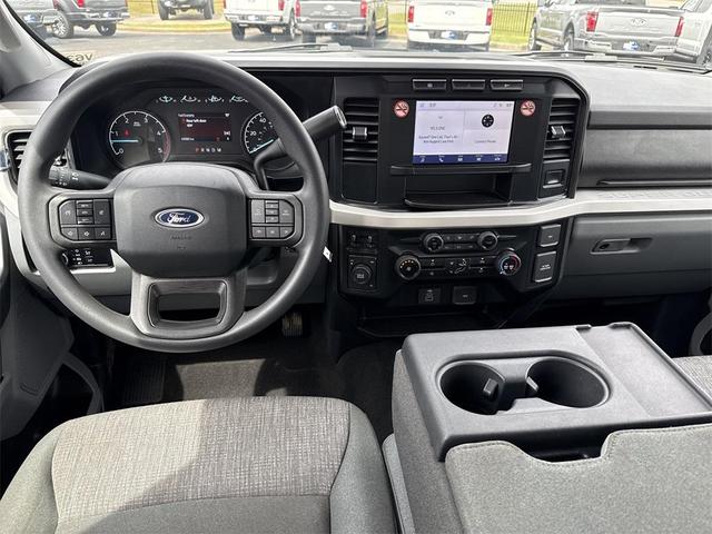 Photo of 2024 OXFORD WHITE Ford F-250