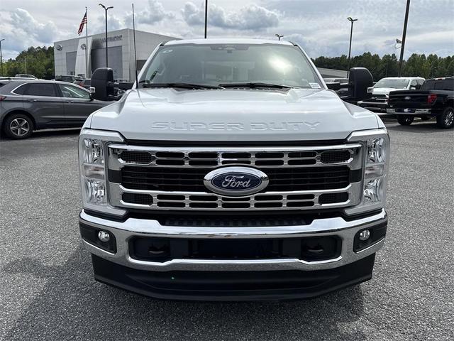 Photo of 2024 OXFORD WHITE Ford F-250