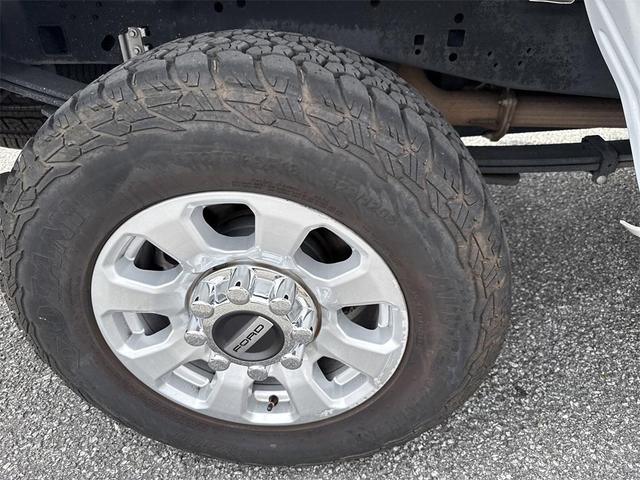 Photo of 2024 OXFORD WHITE Ford F-250