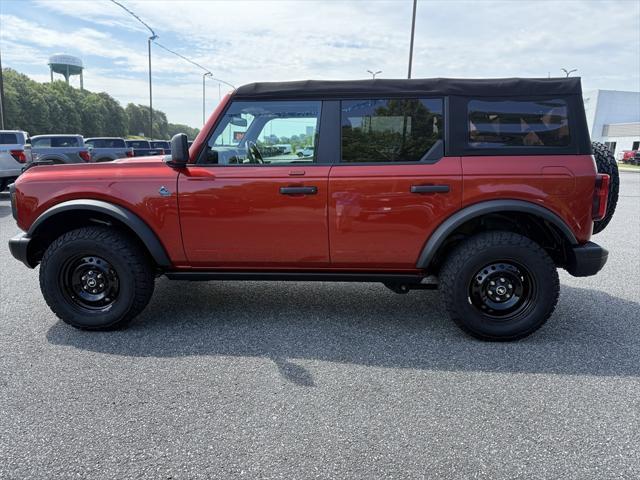 Photo of 2022 Hot Pepper Red Metallic Tinted Clearcoat Ford Bronco
