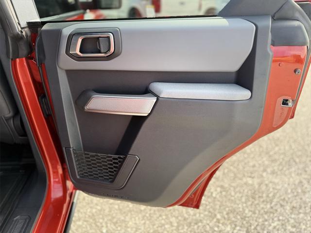 Photo of 2022 Hot Pepper Red Metallic Tinted Clearcoat Ford Bronco