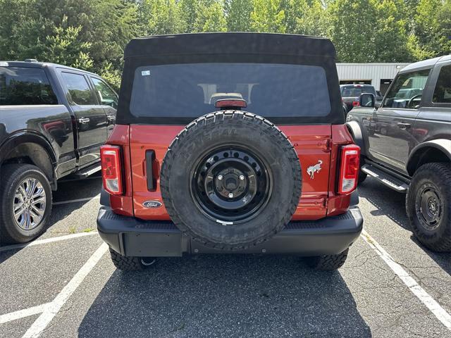 Photo of 2022 Hot Pepper Red Metallic Tinted Clearcoat Ford Bronco