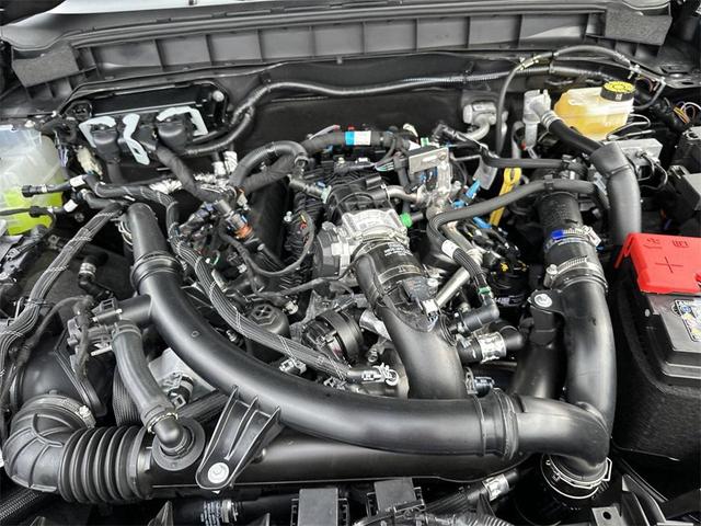 Photo of 2025 Carbonized Gray Metallic Ford Bronco