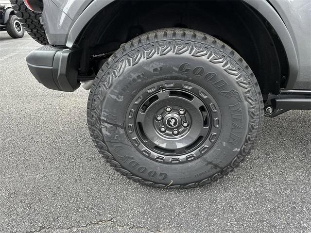 Photo of 2025 Carbonized Gray Metallic Ford Bronco