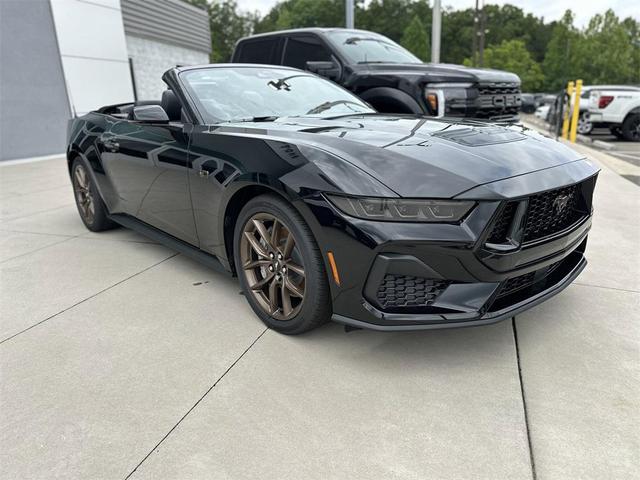 Photo of 2025 Shadow Black Ford Mustang