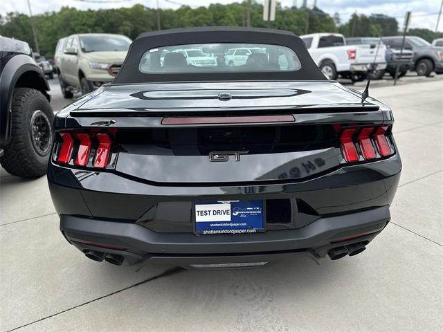 Photo of 2025 Shadow Black Ford Mustang
