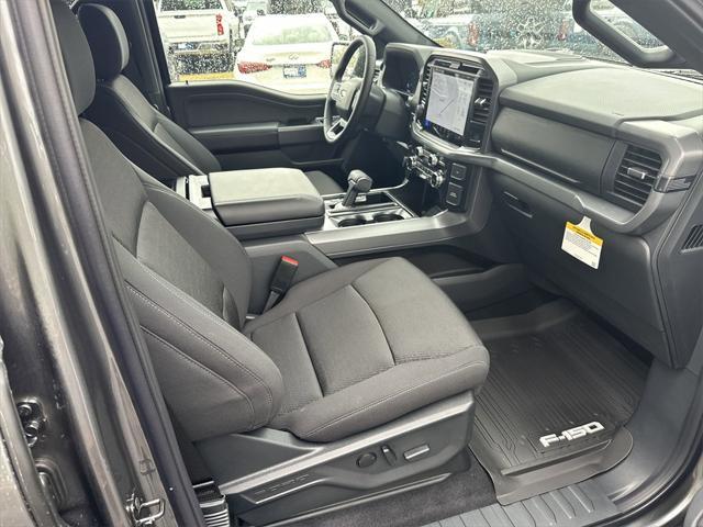 Photo of 2025 Carbonized Gray Metallic Ford F-150