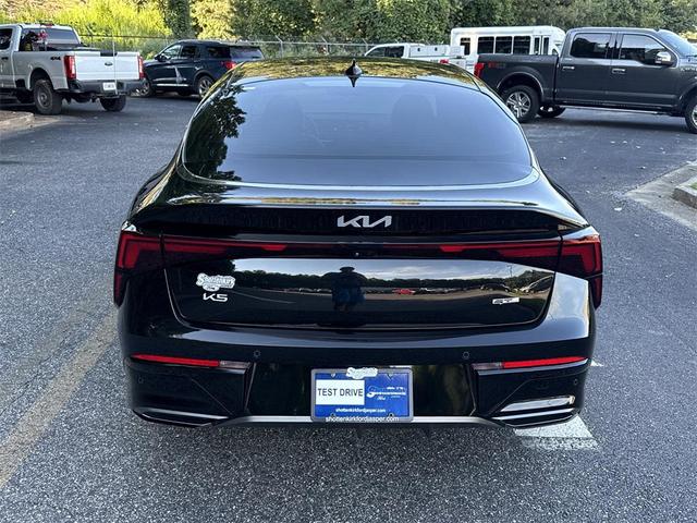 Photo of 2025 Aurora Black Pearl Kia K5
