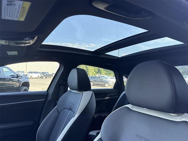 Photo of 2025 Aurora Black Pearl Kia K5