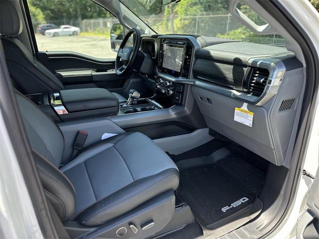 Photo of 2025 Star White Metallic Tri-Coat Ford F-150