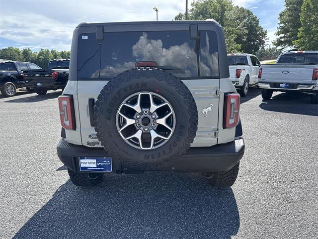 Photo of 2025 Desert Sand Ford Bronco